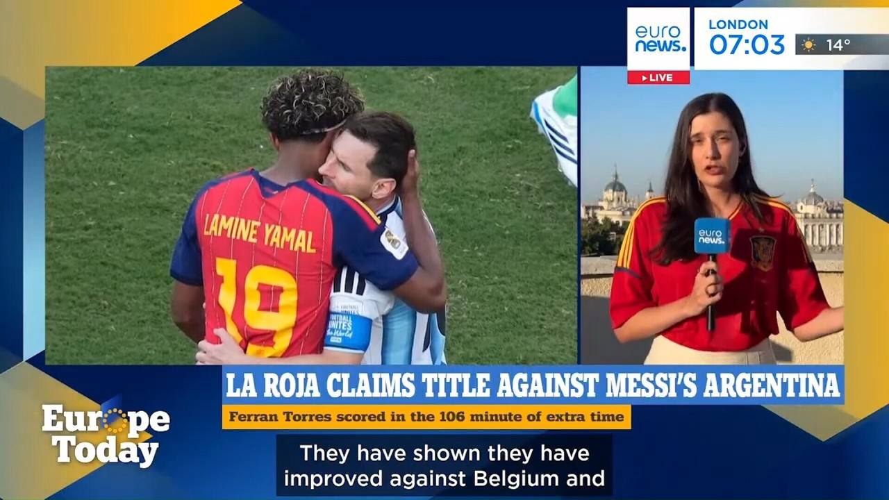 Spaniards take to the streets to celebrate football World Cup title