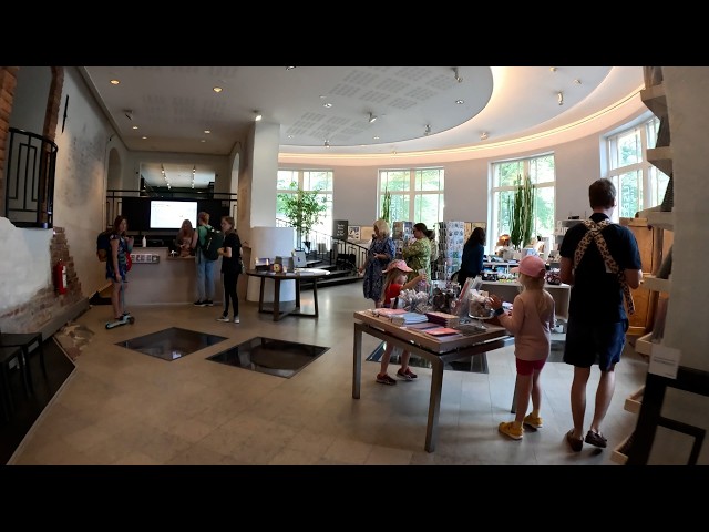 Travel vlog - We Visited Finland's Weirdest Museums 🖼️