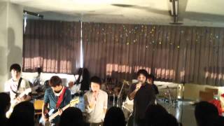 ミスりまくりですがそこはご愛嬌で 笑 曲はTHE HIVESのTick Tick Boomで...