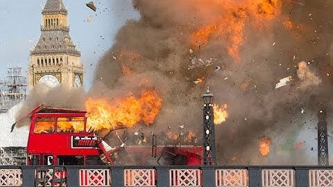 Jackie Chan London 2016-City Bus Blown up on Lambeth Brigde