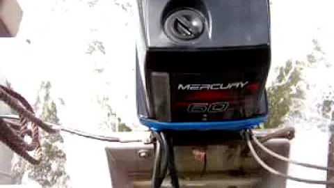 Water spray coming over pontoon boat transom motor mounting pod getting inside motor cover