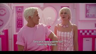 "Barbie". Un día normal en Barbie Land. Oficial Warner Bros. Pictures (HD/SUB)