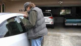 How to open a 2007 Ford Focus