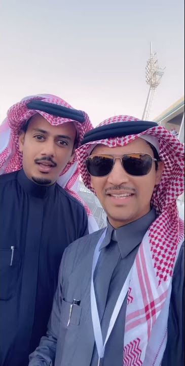 شخصية الأسبوع : مصور الديوان الملكي بندر الجلعود: بعض الصور الفوتوغرافية تأتي عفوية وتلاقي نجاحاً