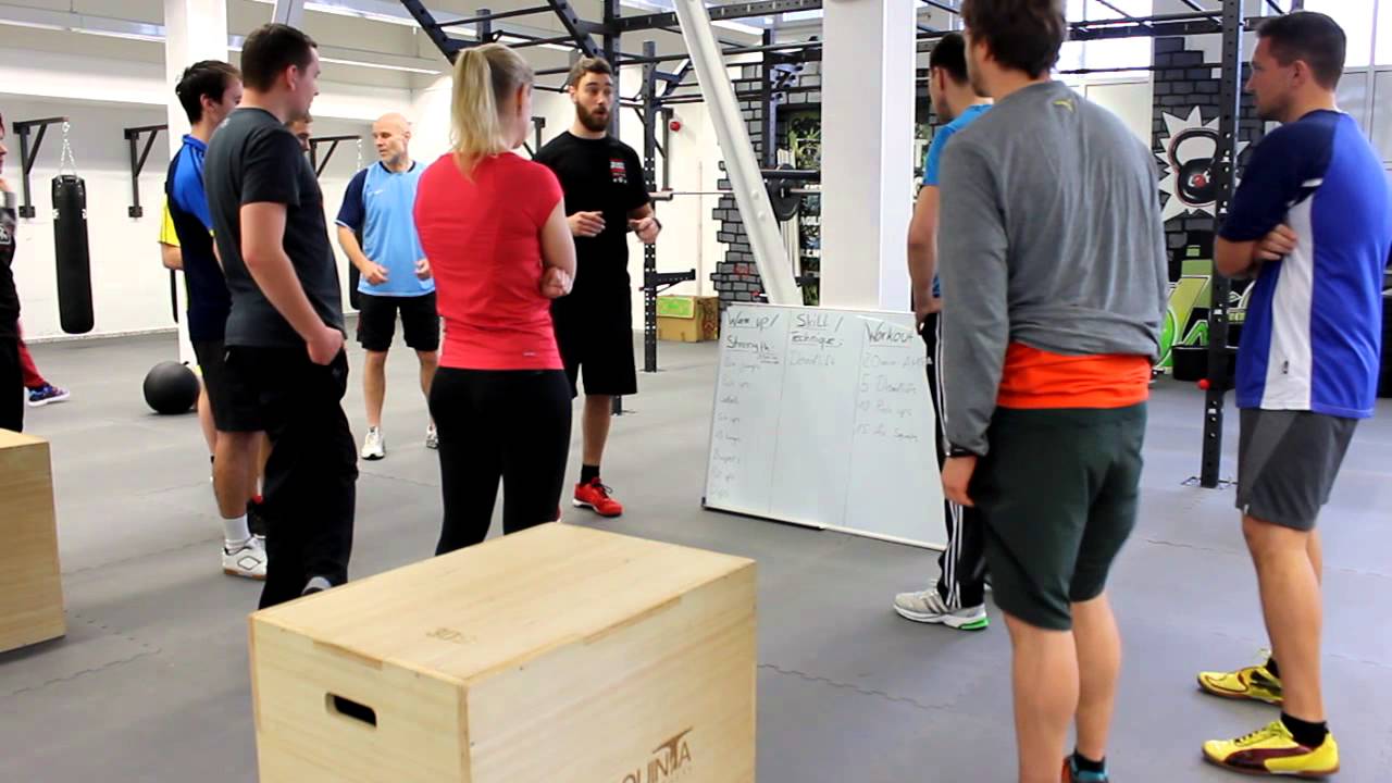 Just Strong Section im Learn2Fight