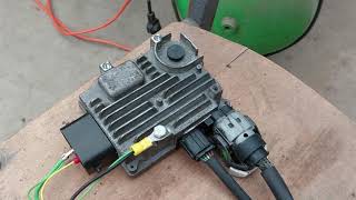 HW-753 PWM generator drives L110 oil pump.