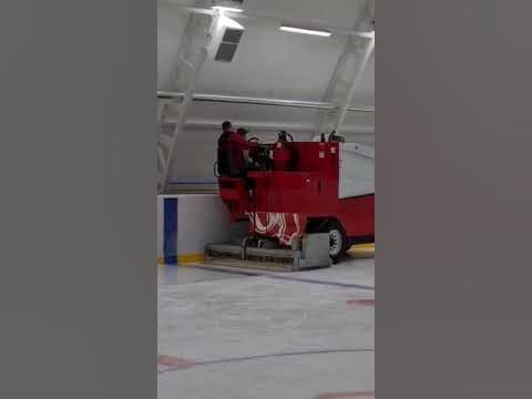 Маленький Айсмейкер на стажировке. - YouTube