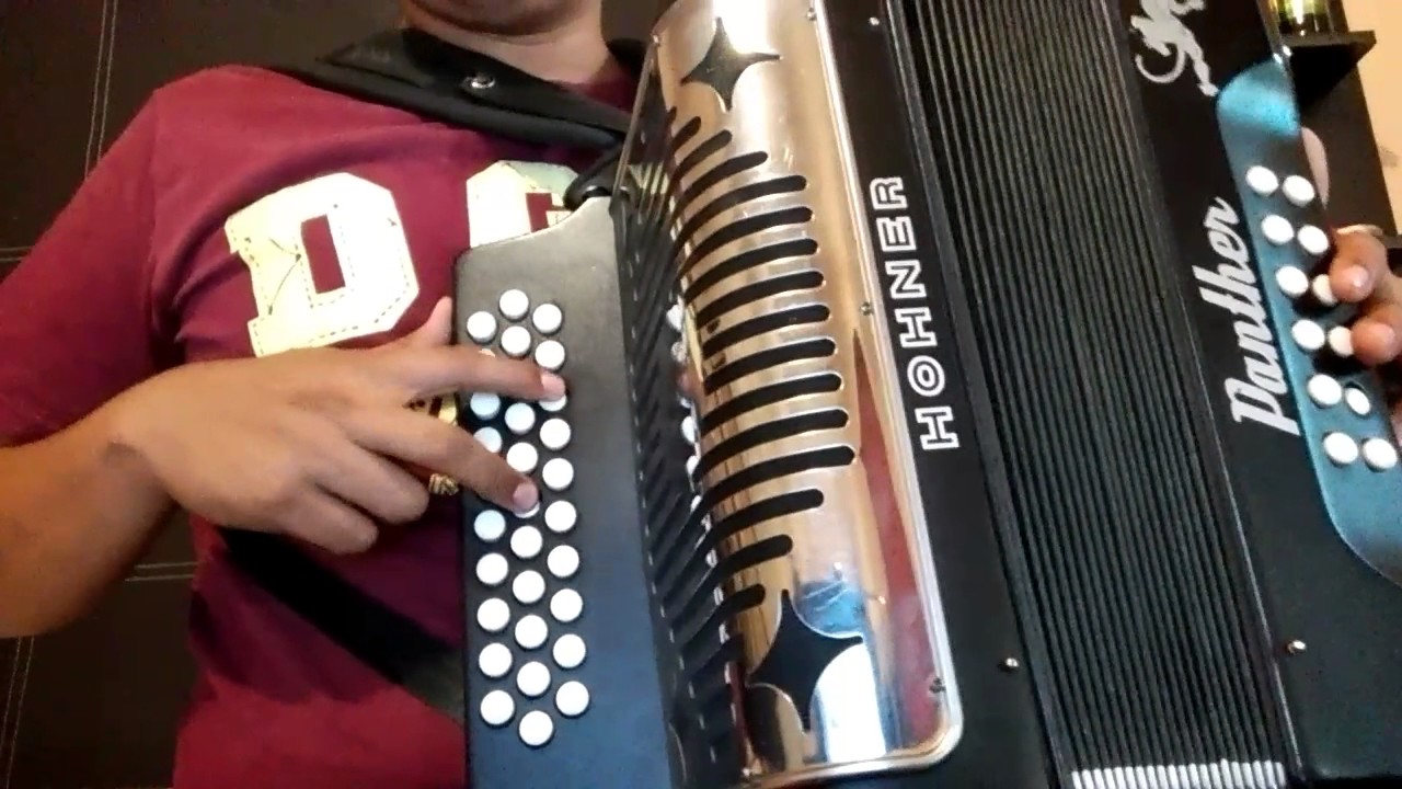 Las tres tumbas acordeón sol YouTube