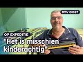 Martin (55) bouwt maanden aan mini-treinstations van karton | RTV Oost