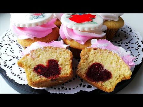 Videó: Cupcakes Egy Bögrében: 4 Recept
