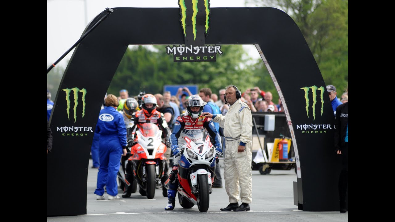 A mais perigosa corrida de motos do mundo:(Isle Of Man TT- 2012