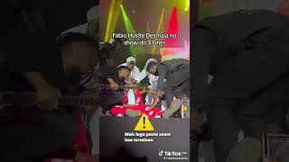 Fabio Hustle Desmaia no Show do 3 Finer Amor ❤ #Angola🇦🇴  #Portugal🇵🇹  #Brazil🇧🇷 lover❤#mexico