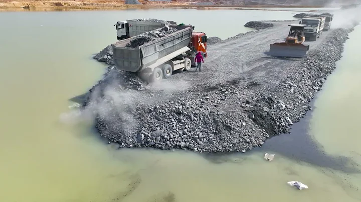 Excellent Road Construction Project Updating! Bulldozer KOMATSU D61P Pushing Stone with Truck Unload