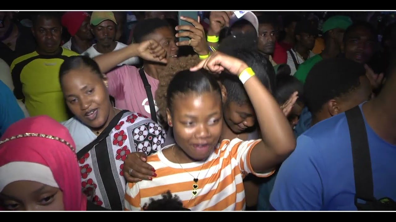 Sourette en live au Médina Festival 2025 à Mutsamudu