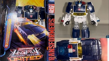 How to transform legacy United rescue bots chase. Transformers generations deluxe figure