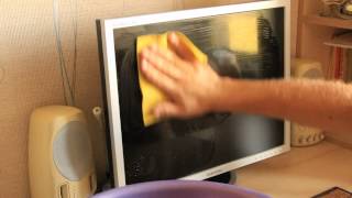 Чистка монитора. Как отмыть жирные пятна. Cleaning the monitor How to clean the grease spots