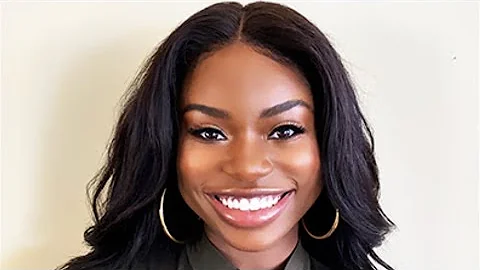 Kayla Thomas Tells Ryan Seacrest How She Landed An...