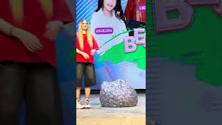 Thumbnail for Кто выбежал на сцену 😱😱😱#tiktok #humor #прикол #top #funny #viralvideo #shorts #blogger#song #топ