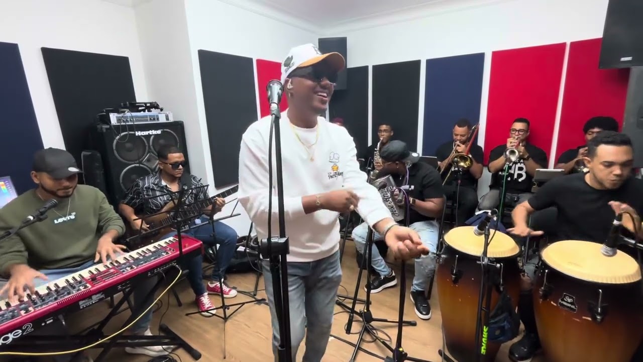 Navalys- Mi novia, Mi amante y Mujer - (en vivo)