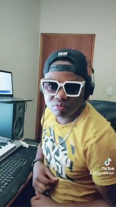 KayBeats In Studio(MJ Smoothe Criminal) Amapiano Mix