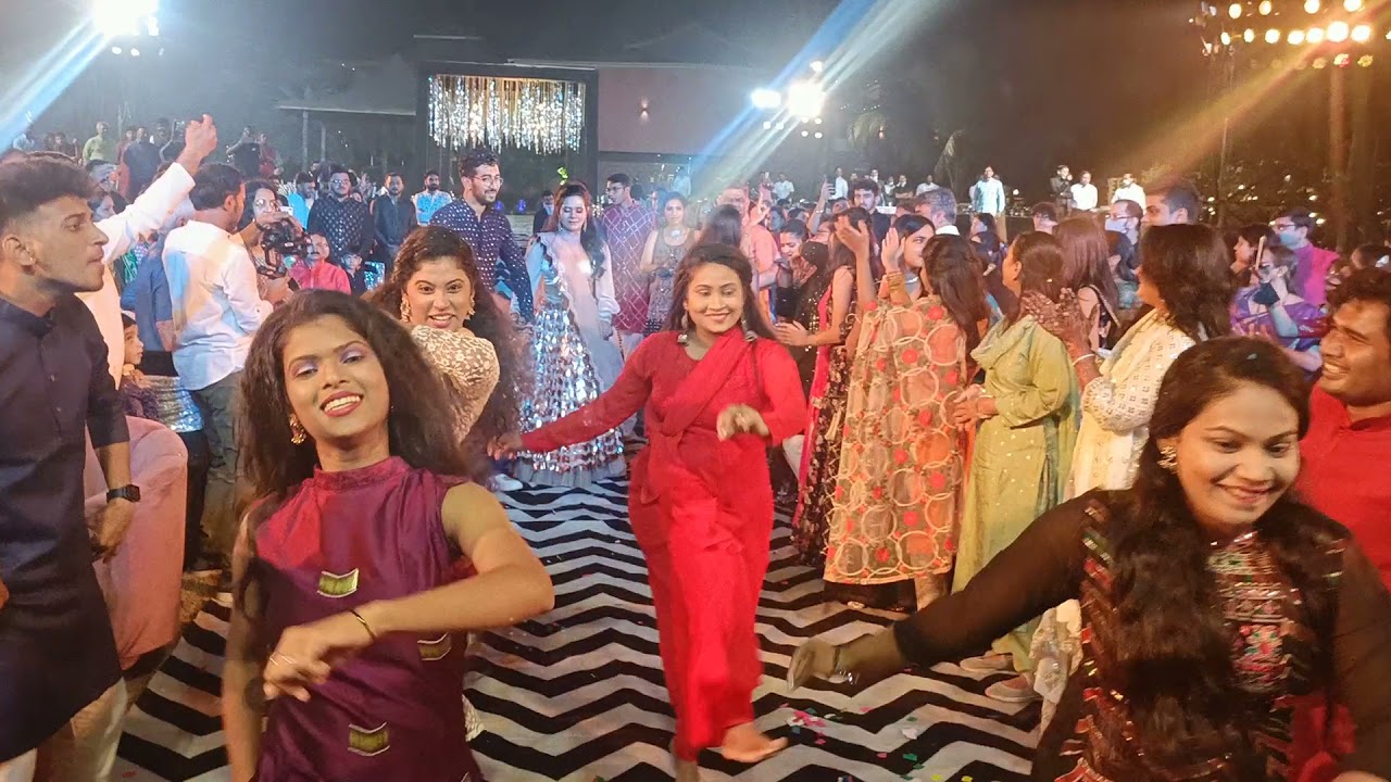 Welcome Dance Entry for Bride & Groom ( Marathi Gujarati combination) Wedding Sangeet Sandhya