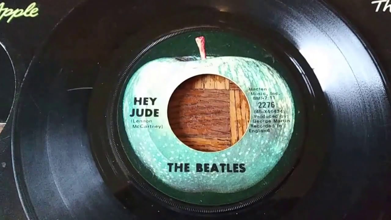1st Press: The Beatles Hey Jude b/w Revolution U.K./U.S. Apple