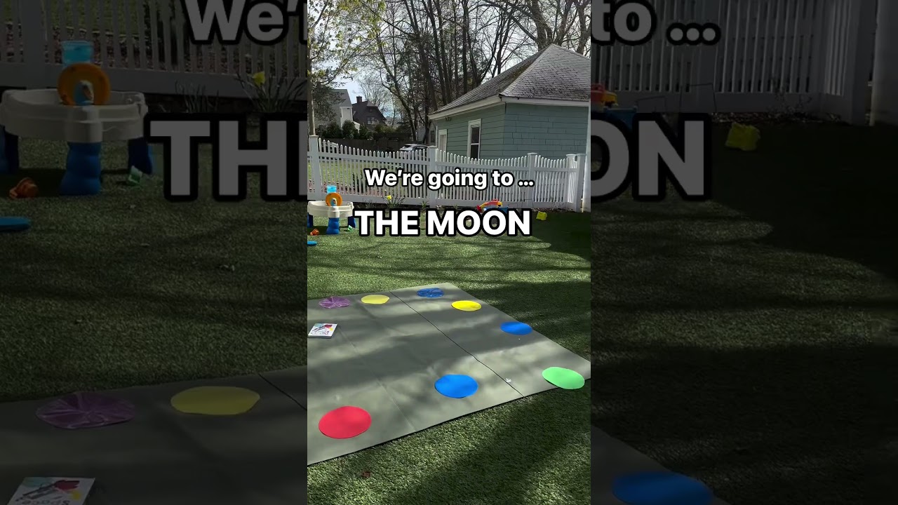 Behind the Scenes: Play Groups in Space! 🚀👽  