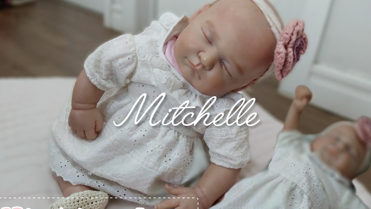 Vistiendo a mi bebe reborn  Mitchelle _ Ana Pau y su mundo 