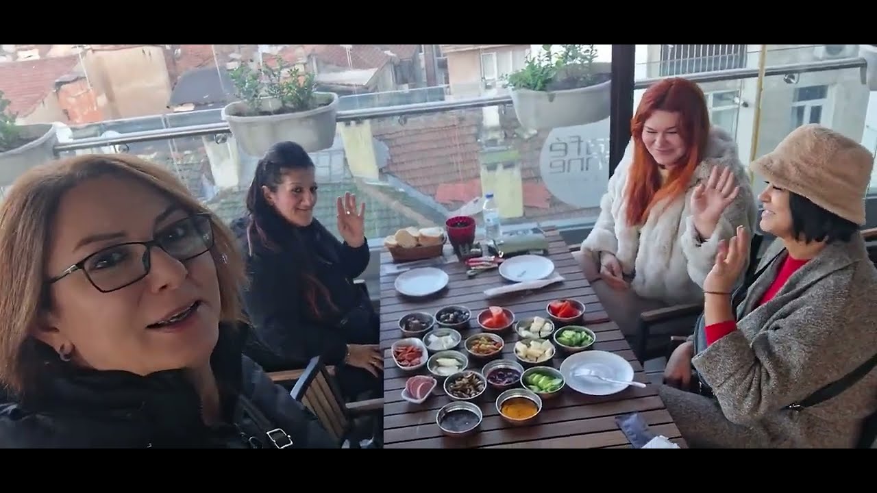 Kız Kıza Kahvaltı Keyfi | Dedikodu, Kahve ve Kahkaha abone olmayı unutmayın 