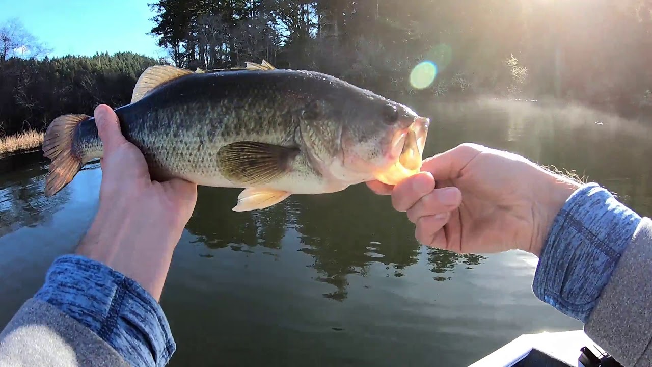 Fishing Tenmile Lake, Oregon 12-31-18 - YouTube