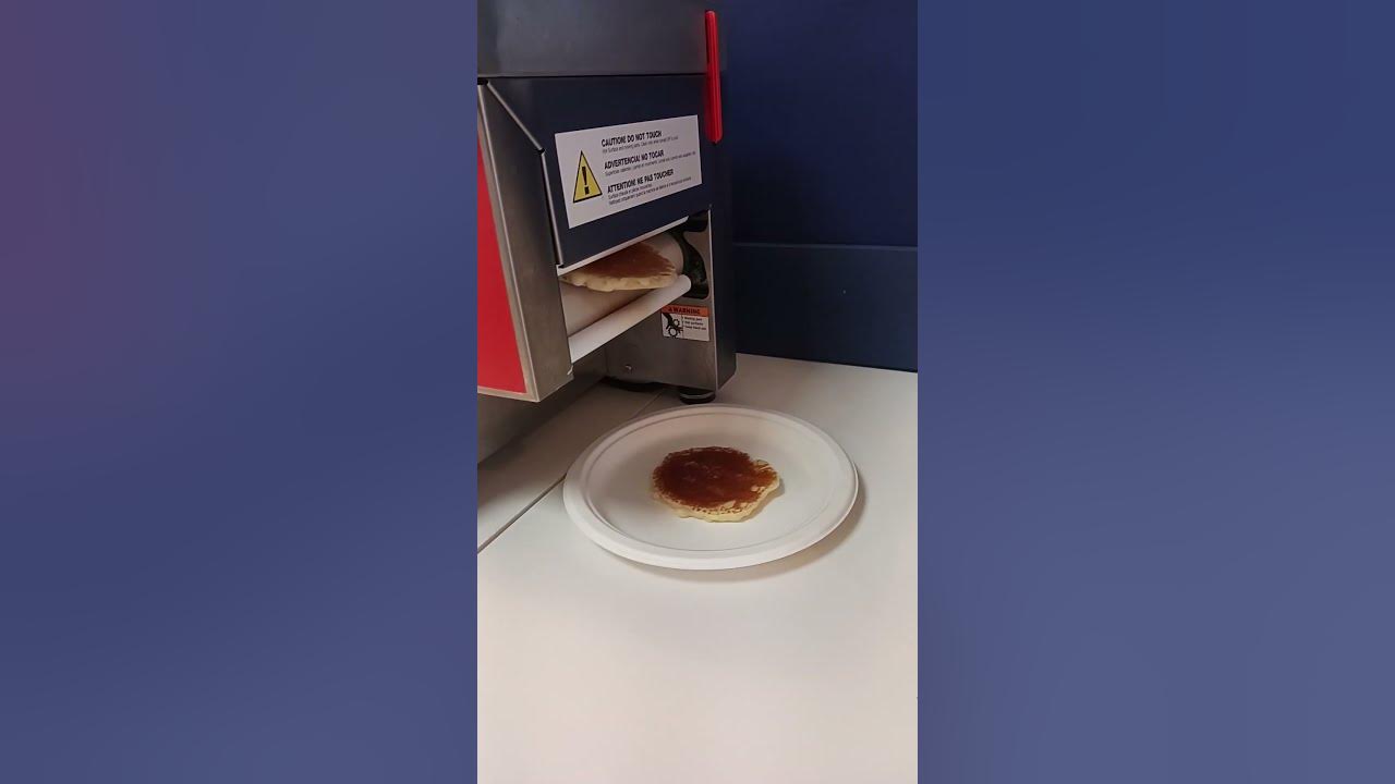 B E H O L D ! DA PANCAKEBOT 3000!!! YouTube