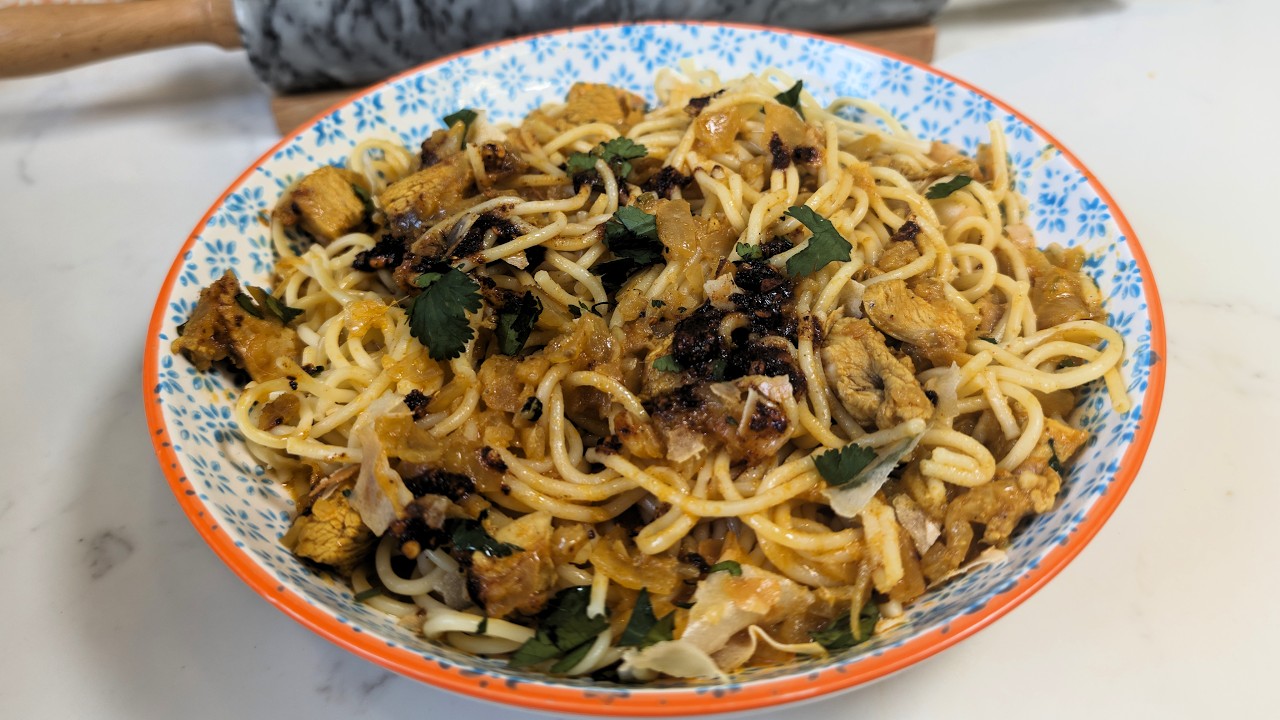 Tom Yum Chicken Noodles: Spicy Thai Soup Recipe