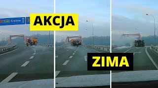 Wypadek piaskarki/solarki na wjeździe autostradowym. "Jak solić to na grubo".