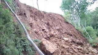 Tanah longsor di pacitan desa penggung