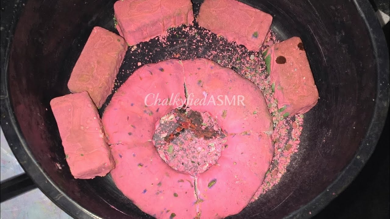 Bubble Gum Mini Mass Crush | ASMR Gym Chalk
