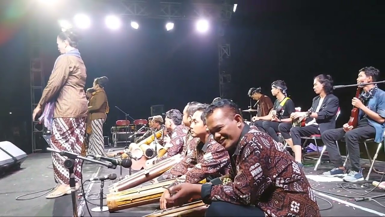 RINDING GUMBENG feat. LOHJINAWI MUSIK - GUNUNG KIDUL TOURISM FEST 2022