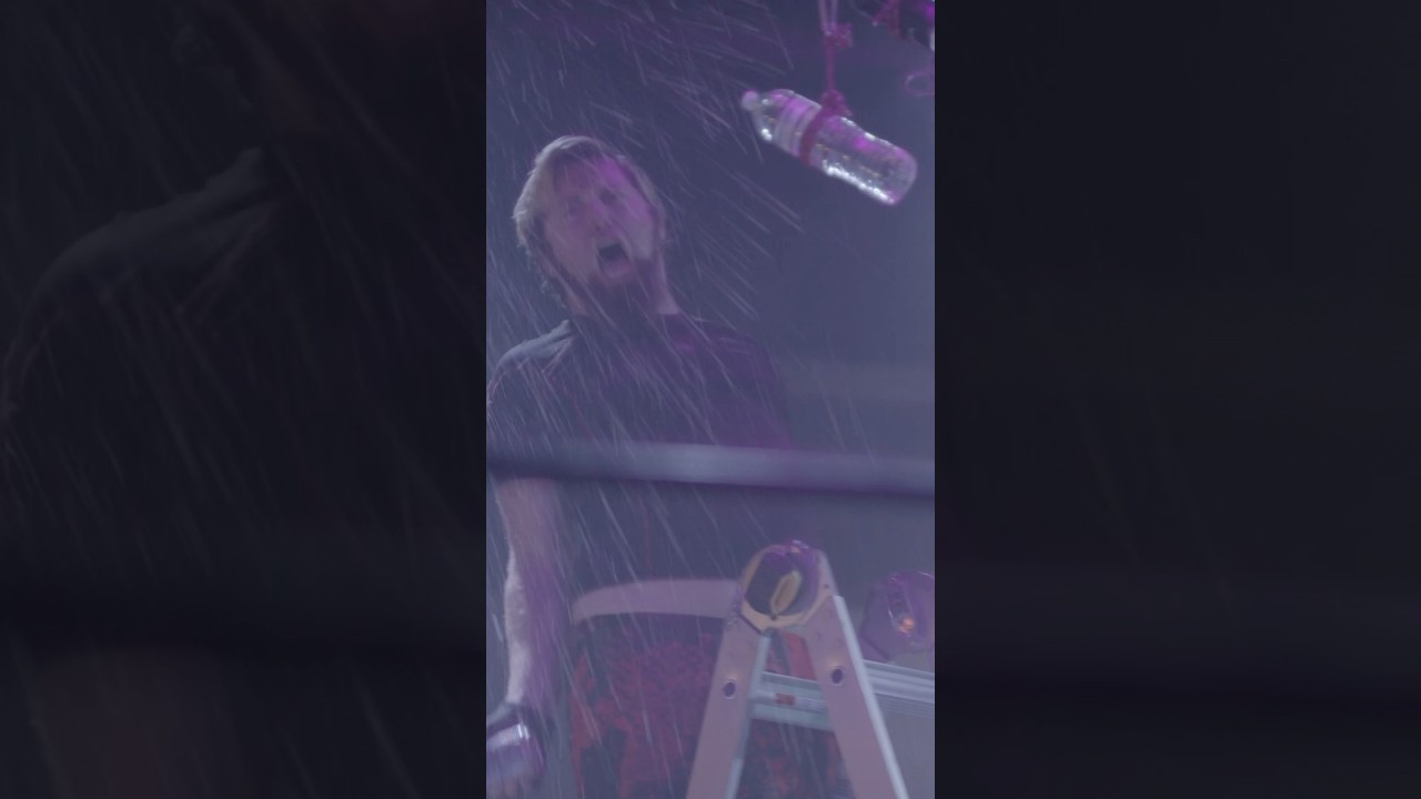 It’s Raining lager! Wild and crazy ladder match at the wrestling show Sugar Crash ! Cinema 