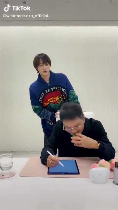 JONGIN & LEE SOO MAN | Peaches