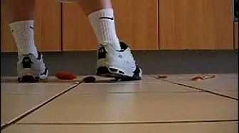 Sneaker in the Kitchen