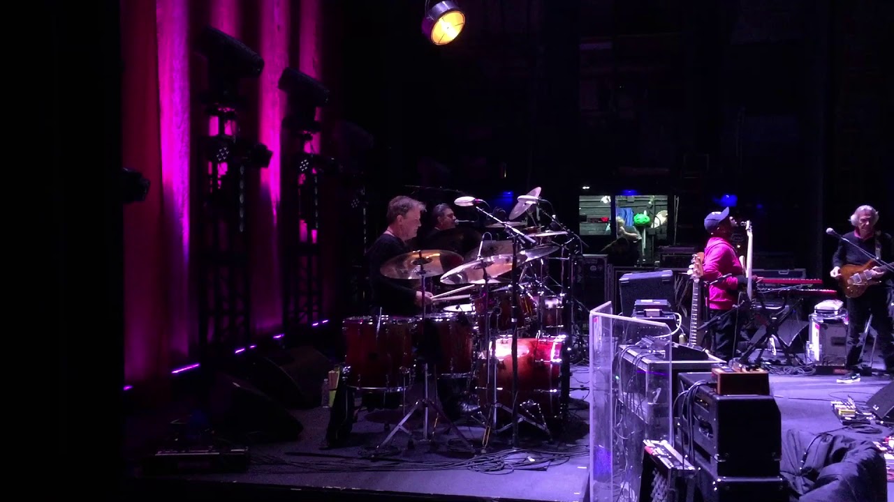 Gary Husband call and response drumming with Ranjit Barot