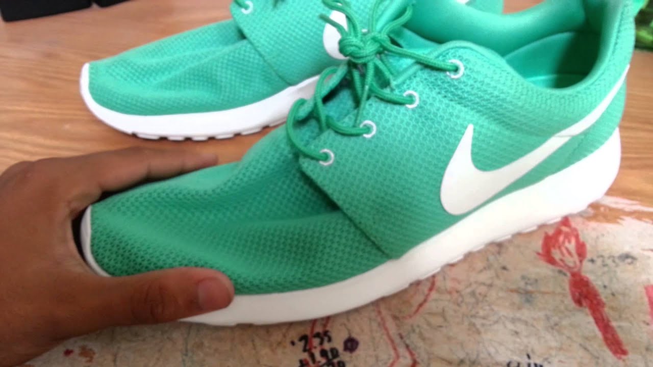 nike roshe mint