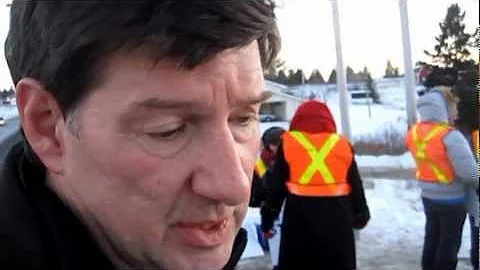 StFX Strike   Peter McInnis president of the AUT J...