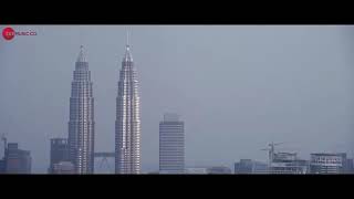 Hotromanticsongraatkesaayetalesunnyleonesunnyleoneysongsongraatkesayetale