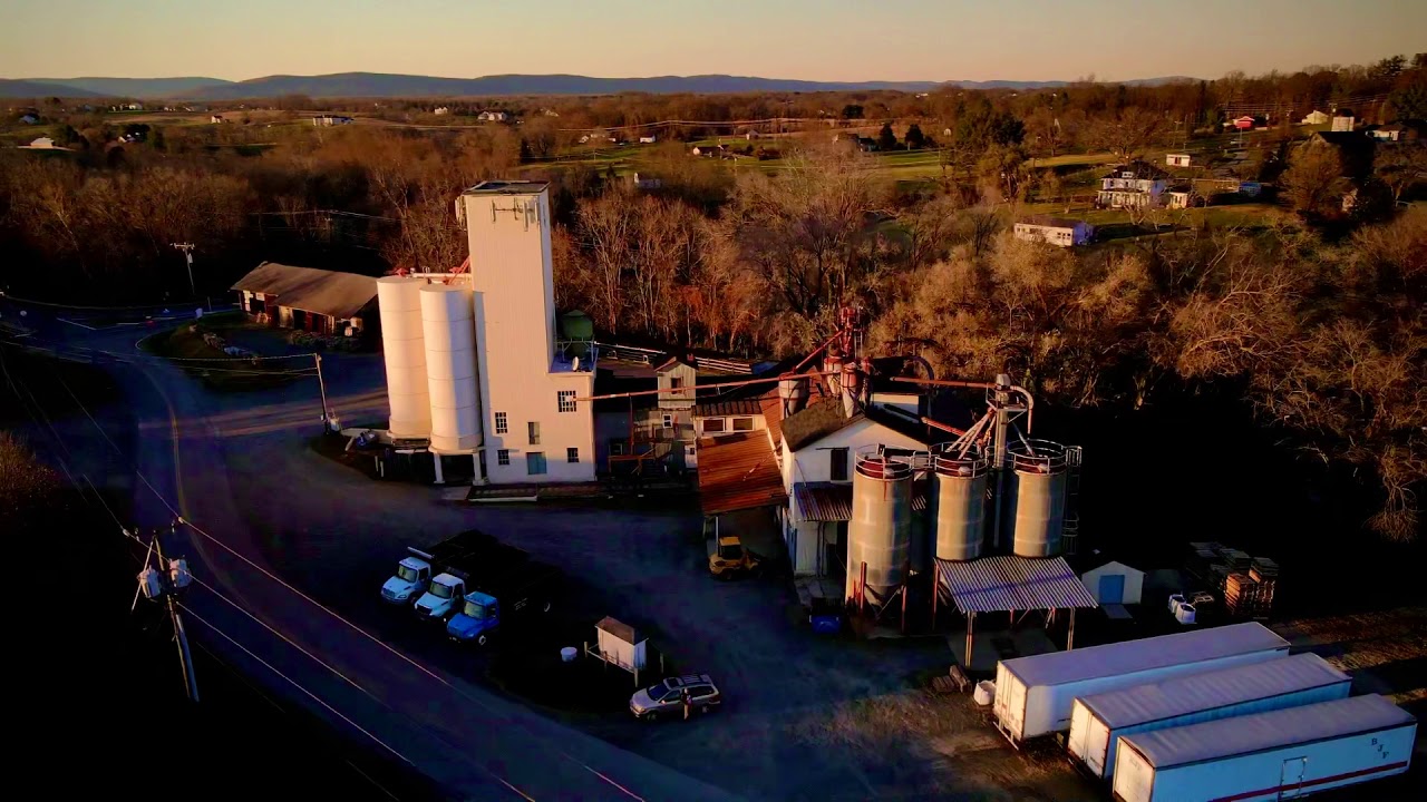 Loudoun County Milling Company in Hamilton, Virginia — A local Landmark