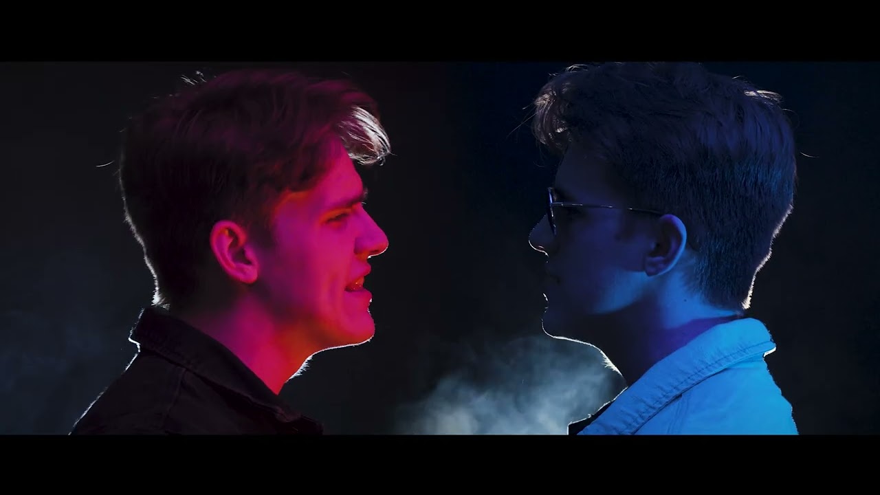 A Bottle of James (Music Video) bekijken op YouTube A Bottle of James (Music Video) bekijken op YouTube