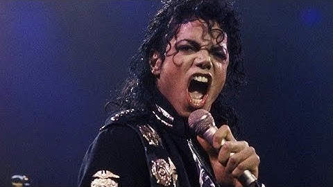 WBSS (Bad Tour) (Wembley, London) (First Night) (Snippets) (Remastered Format/Quality) 60fps