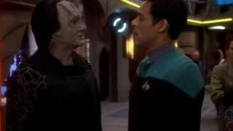 Stark Trek DS9: Bashir & Garak on Cardassian Literature