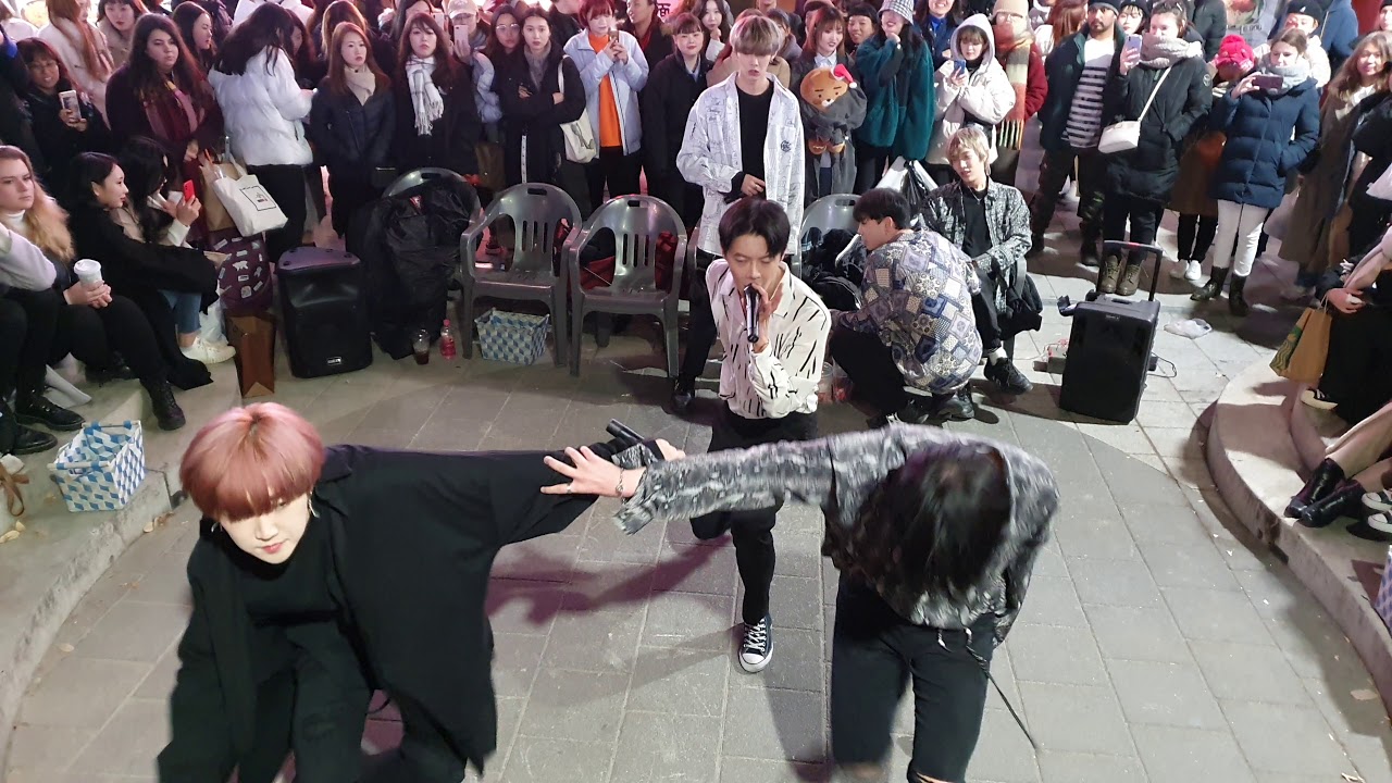 비커즈(Because-킹덤즈(Kingdoms))/ 1004(Angel) - B.A.P/2부-8/ 20191128 홍대버스킹