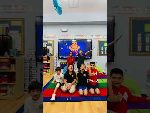 Fisher Island Day School--葫芦娃清唱表演