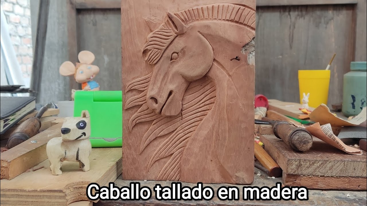 Caballo tallado en Madera Reciclada ♻️✌️😃🐎, Woodcarving Horses Recycled  ♻️🪚🪵😃, Madeira Reaproveitada 